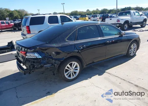 2021 Volkswagen Passat 2.0T S z USA, uszkodzony, nr VIN 1VWAA7A33MC008579